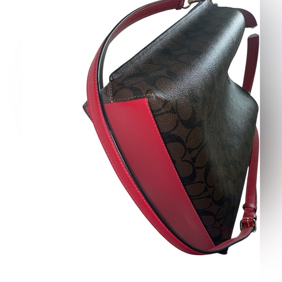 🎀Coach Mollie Bucket Bag🎀 - Picture 14 of 15